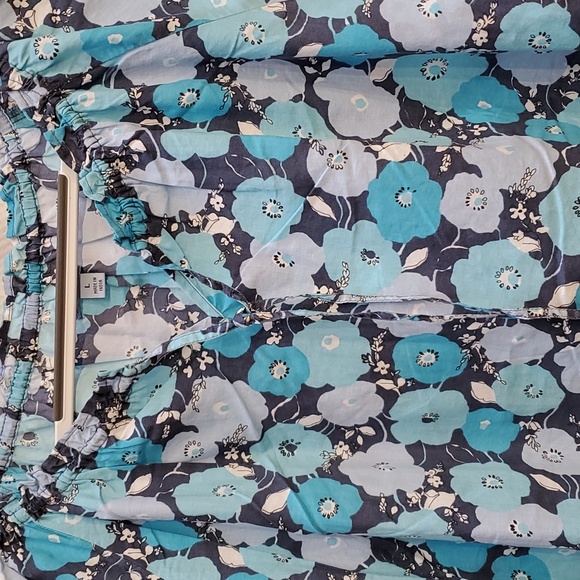 Izod Cotton Top - Picture 2 of 5